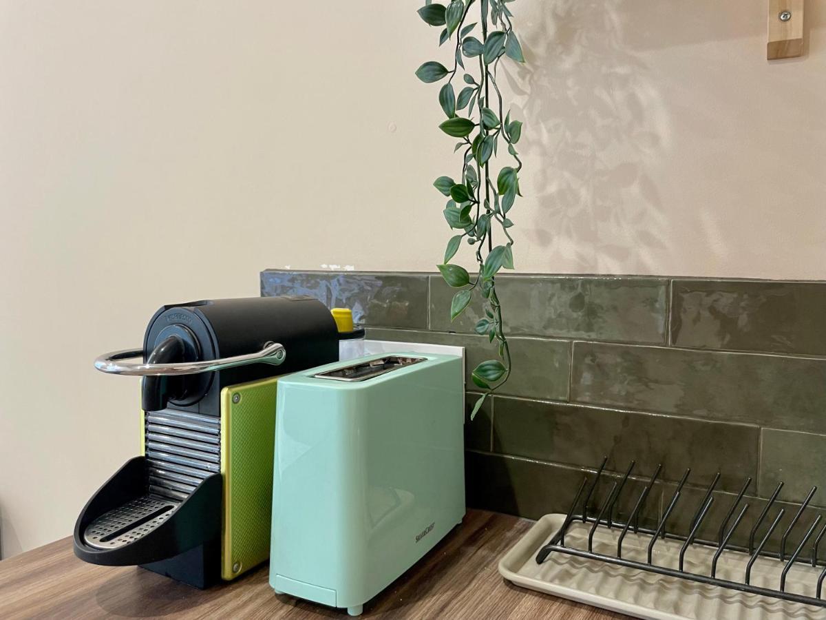Apartament Studio Malibu Central, Lumineux Et Confortable Hyères Zewnętrze zdjęcie