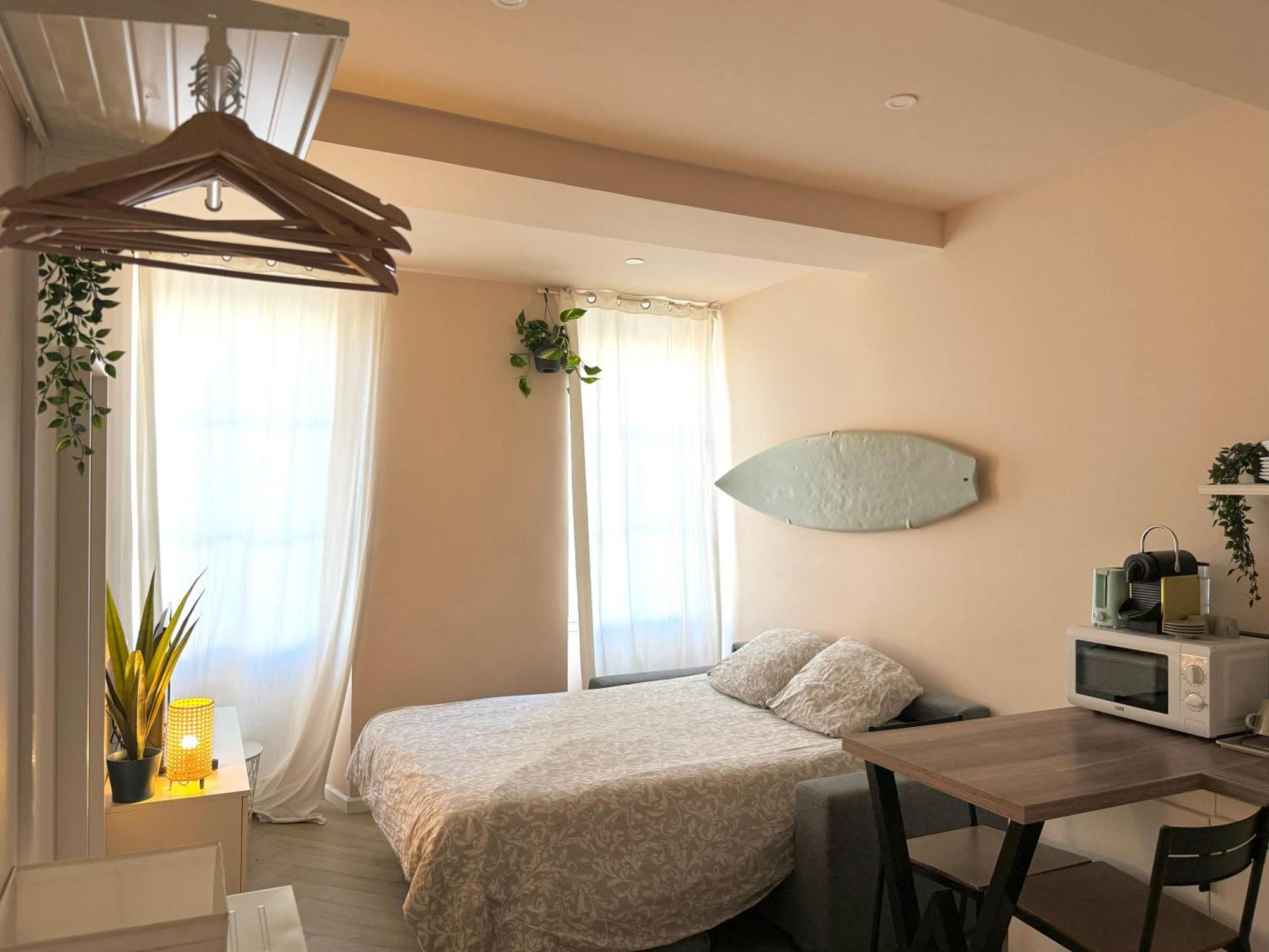 Apartament Studio Malibu Central, Lumineux Et Confortable Hyères Zewnętrze zdjęcie